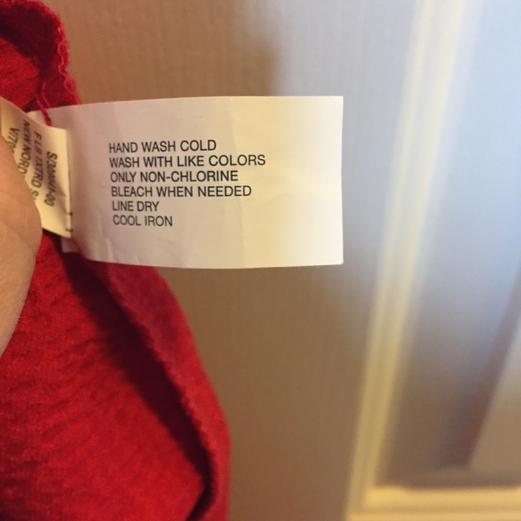 Red GAP Skirt - Picture 4 of 8